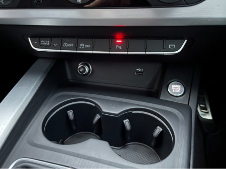 2019 Audi A5 S-LINE SPORTBACK 40 TFSI 190BHP //PANORAMIC GLASS ROOF//SAT NAV//CARPLAY//HEATED SEATS// €27,950 thumbnail