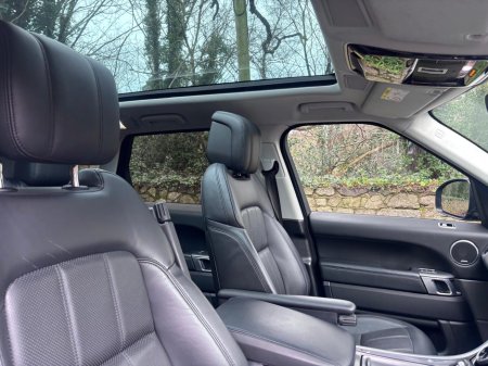 2020 Land Rover Range Rover Sport 2.0 P400E HSE DYNAMIC €43,950 thumbnail