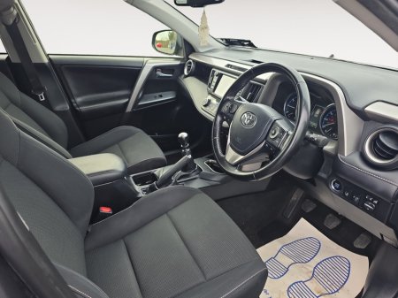 2017 Toyota Rav4 2.0 D-4D (143) 2WD AURA €10,745 thumbnail