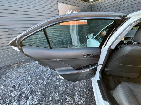 2013 Lexus IS 300 h 2.5 HYRBID €14,995 thumbnail