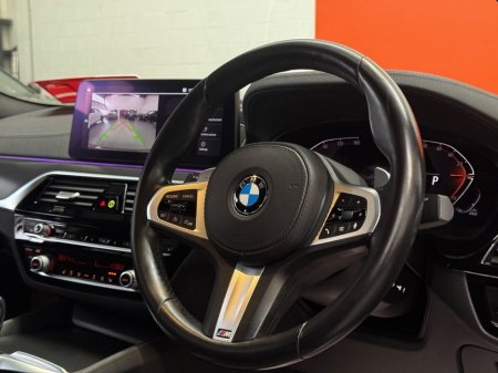 2020 BMW 5 Series - thumbnail 11