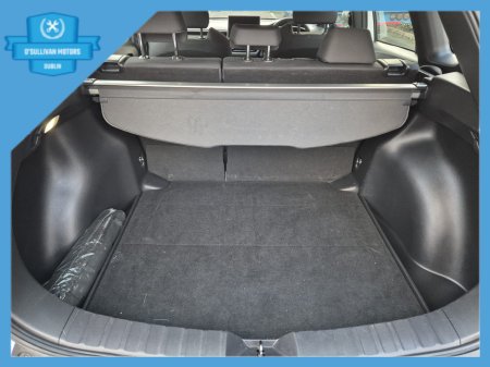 2023 Toyota Corolla CROSS LUNA 1.8 4DR AUTO €29,499 thumbnail