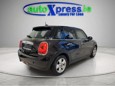 2016 MINI Cooper 1.2 Automatic, Reversing camera €13,895 thumbnail