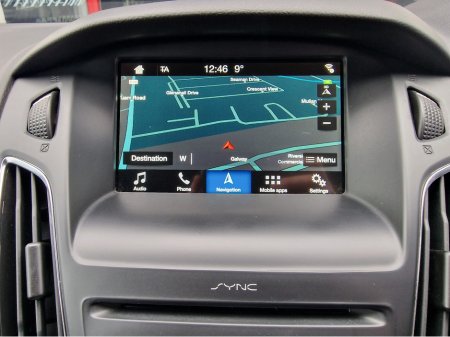 2018 Ford Focus - thumbnail 18