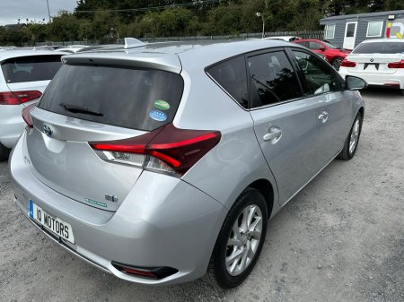 2016 Toyota Auris - thumbnail 6