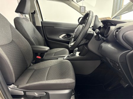 2023 Toyota Yaris Cross - thumbnail 28