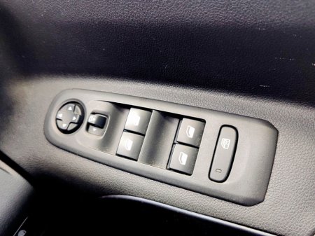 2021 Peugeot Rifter - photo 5