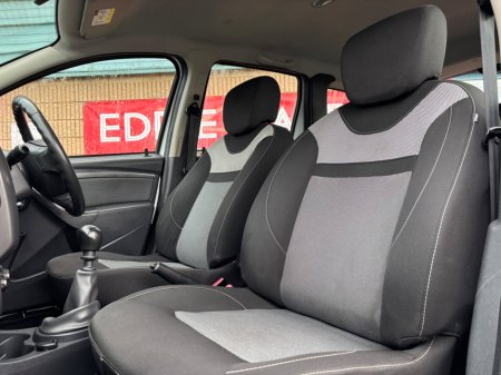 2016 Dacia Duster 1.5 dCi 110 SIGNATURE €7,750 thumbnail