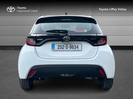 2025 Toyota Yaris - photo 4