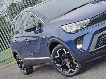 2022 Opel Crossland ULTIMATE 1.2TURBO 110BHP **LEATHER/SUEDE INTERIOR** €19,950 thumbnail
