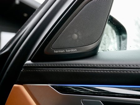 2022 BMW 7 Series  €62,950 thumbnail