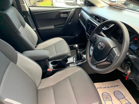 2019 Toyota Auris 1.4 D4D TERRA CAR VAN // PRICE EXCL. VAT // LOW MILEAGE // GREAT CONDITION // 04/26 CVRT // €6,906 thumbnail
