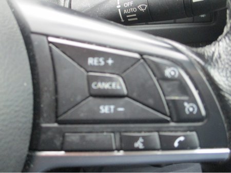 2021 Nissan Juke - thumbnail 36