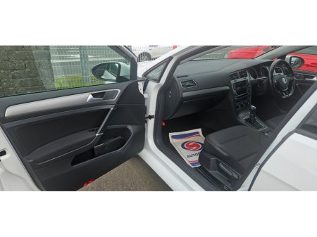 2016 Volkswagen Golf - thumbnail 24