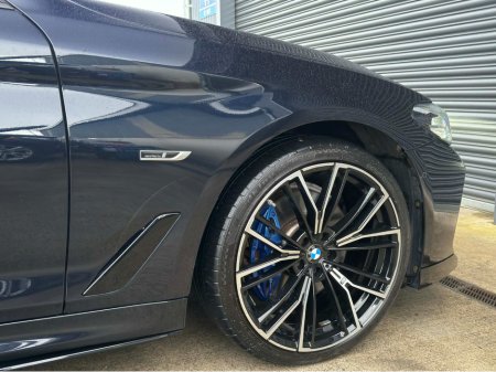 2022 BMW 5 Series - thumbnail 9