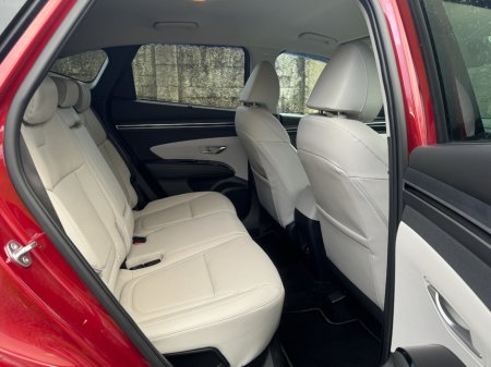 2024 Hyundai Tucson 2WD Executive Plus w 2 Tone Roof €38,950 thumbnail