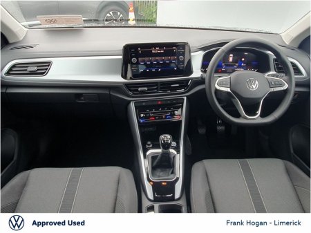 2025 Volkswagen T-Roc ( DEMO )T-ROC EDITION 75 2.0TDI M6F 116HP ( WITH HEATED SEATS ) €35,900 thumbnail