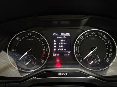 2020 Skoda Superb STYLE ESTATE 2.0 TDI 150HP 4DR €14,950 thumbnail