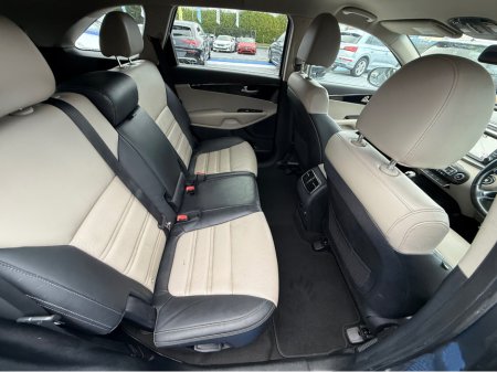 2018 Kia Sorento K2 - 2.2 DIESEL - MANUAL - 7 SEATS - 12M WARRANTY - CAR: €20,950 thumbnail