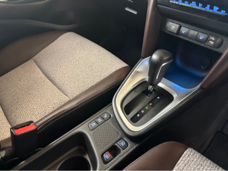 2020 Toyota Yaris Cross Yaris Cross hybrid auto only 38000 kms €20,499 thumbnail