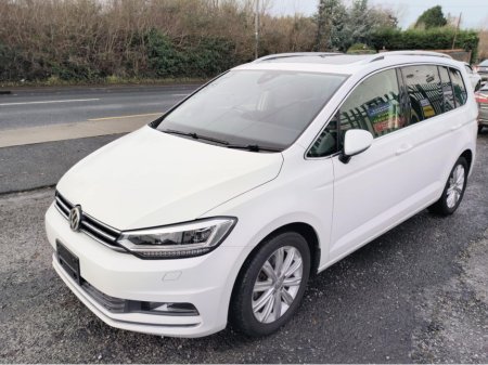 2017 Volkswagen Touran Comfort €16,950 thumbnail