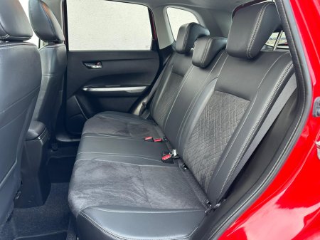 2019 Suzuki Vitara 1.4 BOOSTERJET 4WD ALLGRIP SZ5 AUTO 140 BHP €14,950 thumbnail