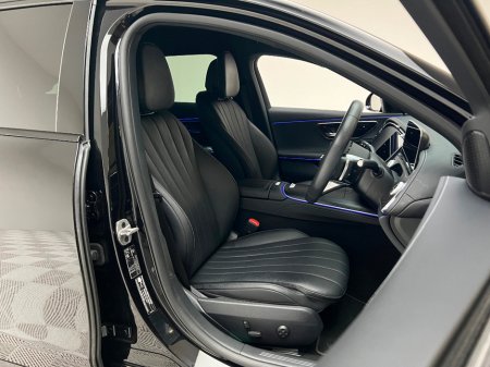 2024 Mercedes-Benz E Class E220D AMG LINE ESTATE €64,990 thumbnail