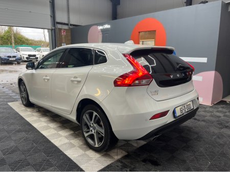 2016 Volvo V40 €13950! 2016 VOLVO V40 AUTOMATIC / REVERSE CAMERA / CRUISE CONTROL  / MEMORY SEATS €13,950