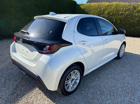 2022 Toyota Yaris - thumbnail 5