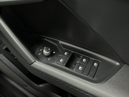 2022 Audi A3 *S-LINE -LOW RATE FINANCE * SPORTBACK 1.4 S-LINE Plug-in €29,895 thumbnail