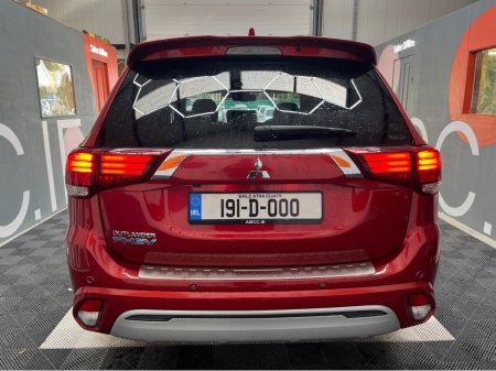 2019 Mitsubishi Outlander - thumbnail 3