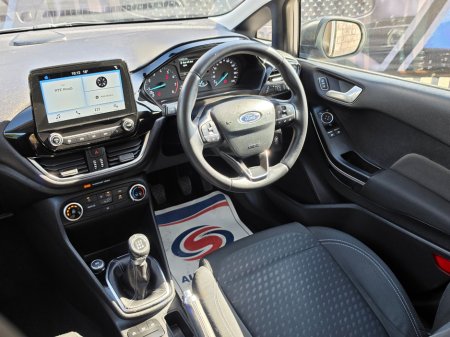 2018 Ford Fiesta - thumbnail 13