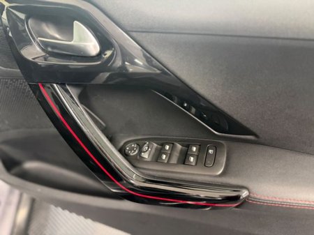 2017 Peugeot 2008 - thumbnail 11