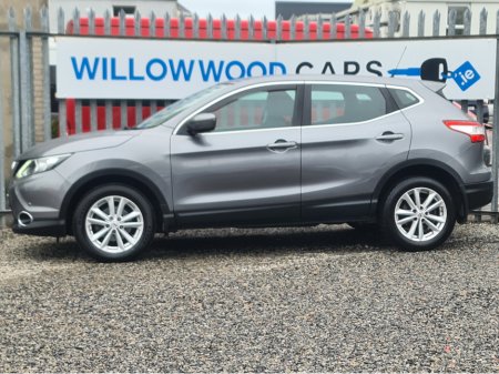 2015 Nissan Qashqai - thumbnail 5