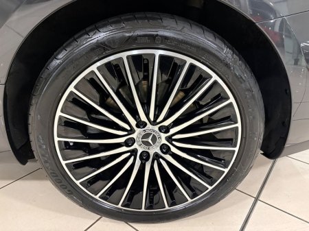 2025 Mercedes-Benz CLE 300e AMG LINE PREMIUM=PAN ROOF//ONLY 10000 MILES//AS NEW=1 YEAR WARRANTY=TAILORED FINANCE PACKAGES AVAILABLE=TRADE IN'S WELCOME €67,995 thumbnail