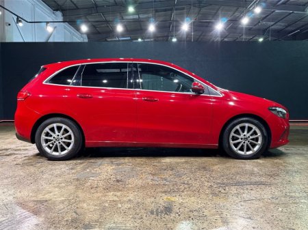 2019 Mercedes-Benz B Class B180 1.4 AUTOMATIC - HALF BLACK LEATHER - FACTORY ALLOY WHEELS - ELECTRIC/HEATED SEAT - REAR CAMERA €24,950 thumbnail