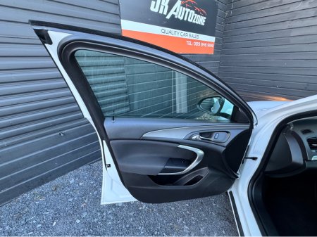 2016 Opel Insignia - thumbnail 12