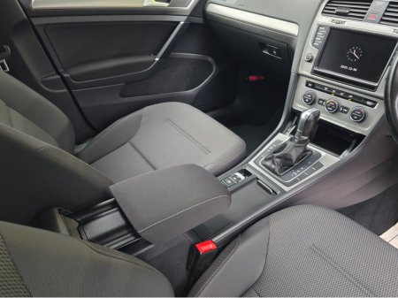 2015 Volkswagen Golf VW GOLF €14,995 thumbnail