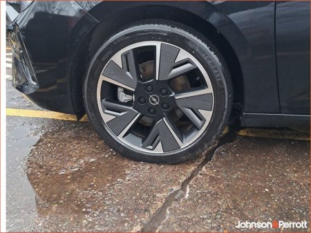 2025 Opel Astra SC 54KWh EV 155PS €26,900 thumbnail