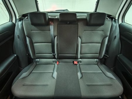 2019 Volkswagen Golf 2.0 TDI Automatic €22,995 thumbnail