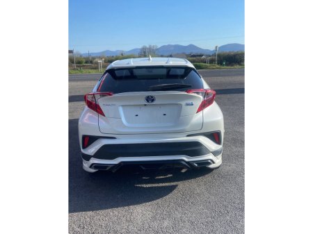 2017 Toyota C-HR - thumbnail 6