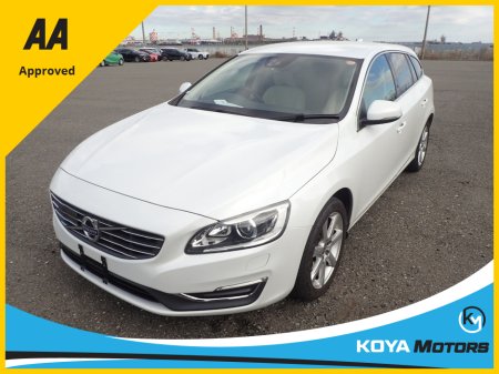 2018 Volvo V60 2.0 D4 SE LUXURY PLUS 190 BHP DIESEL AUTOMATIC // FULL HEATED LEATHER // REVERSING CAMERA // CRUISE CONTROL // LANE ASSIST // COLLISION WARNING SYSTEM // UPGRADED SPORT ALLOYS