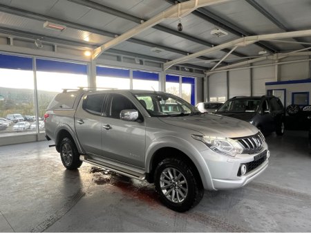 2019 Mitsubishi L200 WARRIOR DI-D 4WD DCB €23,950 thumbnail