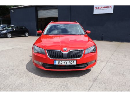 2016 Skoda Superb COMBI ACTIVE AUTO ESTATE Very Low Mileage Exceptional Condition! €17,495