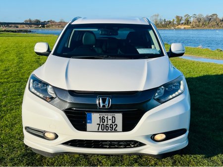2016 Honda Vezel DAA-RU3 €16,950 thumbnail
