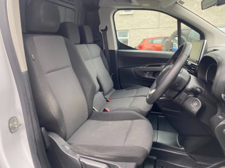 2023 Toyota Proace - thumbnail 13