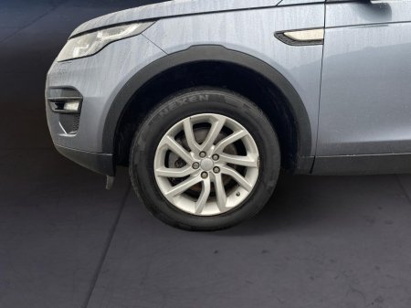 2018 Land Rover Discovery - thumbnail 14