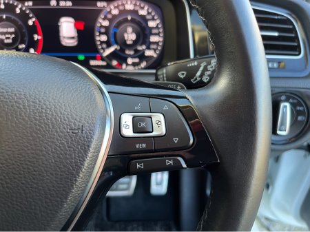 2019 Volkswagen Golf HIGHLINE AUTOMATIC 1.4 PETROL //LOW MILES//HIGH SPEC//REVERSE CAMERA//KEYLESS ENTRY//ADAPTIVE CRUISE CONTROL// €21,950 thumbnail