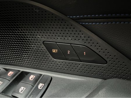 2023 BMW i4 - thumbnail 13