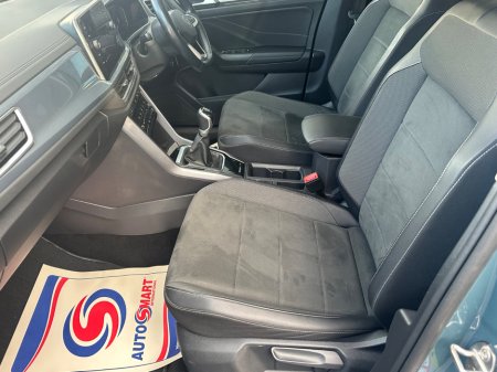 2022 Volkswagen T-Roc 1.0 TSI 110HP Style €25,950 thumbnail